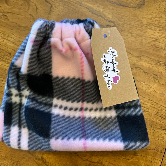 Pink plaid stirrup covers - Picture 2 of 5